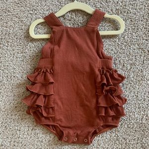 Kate Quinn Modal Rib Side Ruffle Bubble